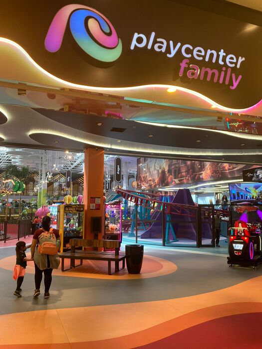 Entrada do Playcenter Family.