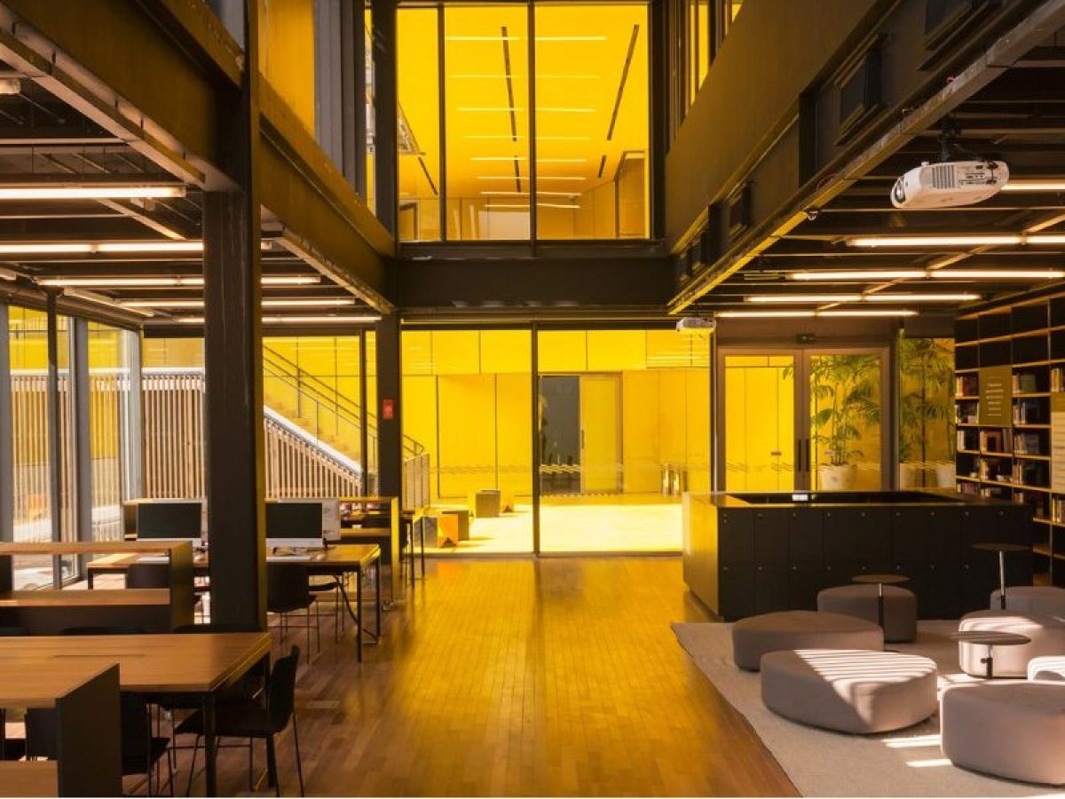 Eletrocalha Modular APIS Valemam Obra Firjan