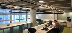 Eletrocalha Modular Apis Valemam luzes reguláveis