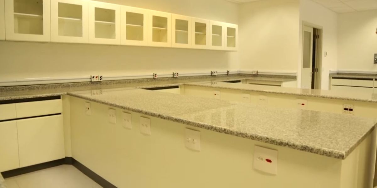 Infraestrutura elétrica invisível como organizar cabos sem interferir no design