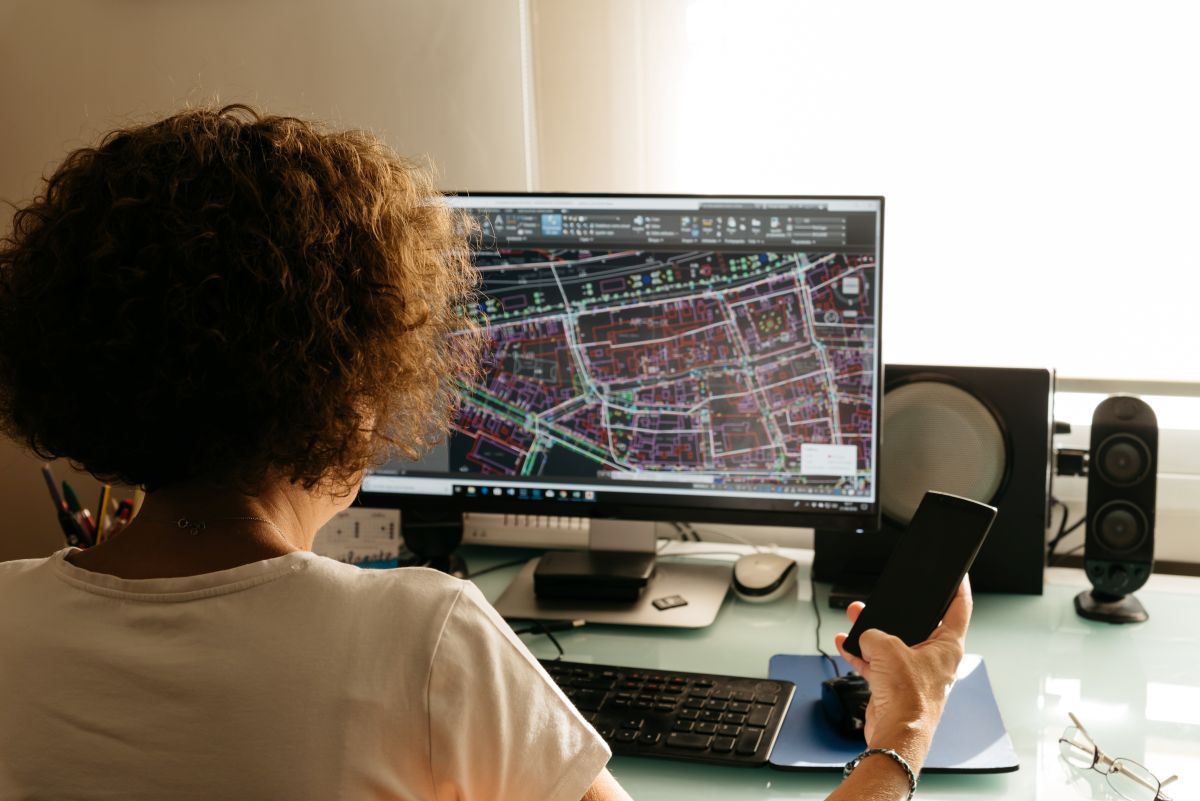 desenho arquitetônico com software para projeto elétrico de ambientes