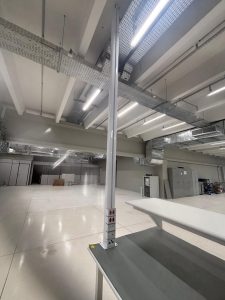 Salas de aula tecnológicas como distribuir energia e dados com segurança com Valemam (1)